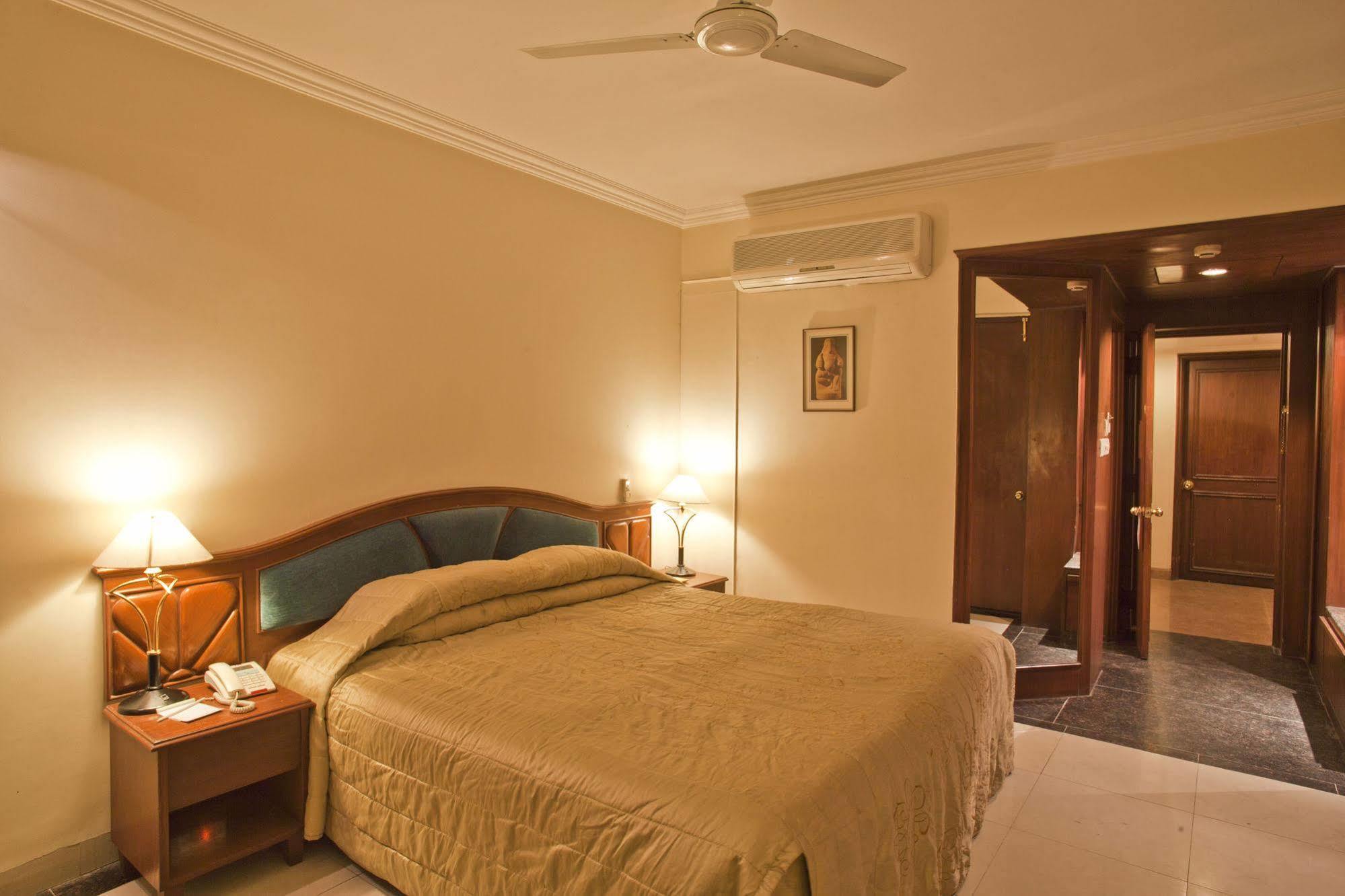 Hotel Om Tower Divisione di Divisione di Jaipur Esterno foto