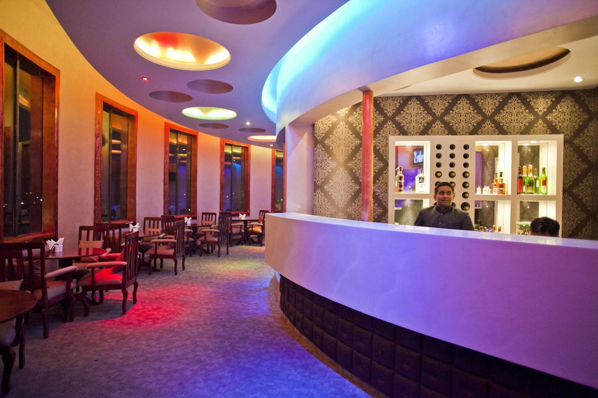 Hotel Om Tower Divisione di Divisione di Jaipur Esterno foto