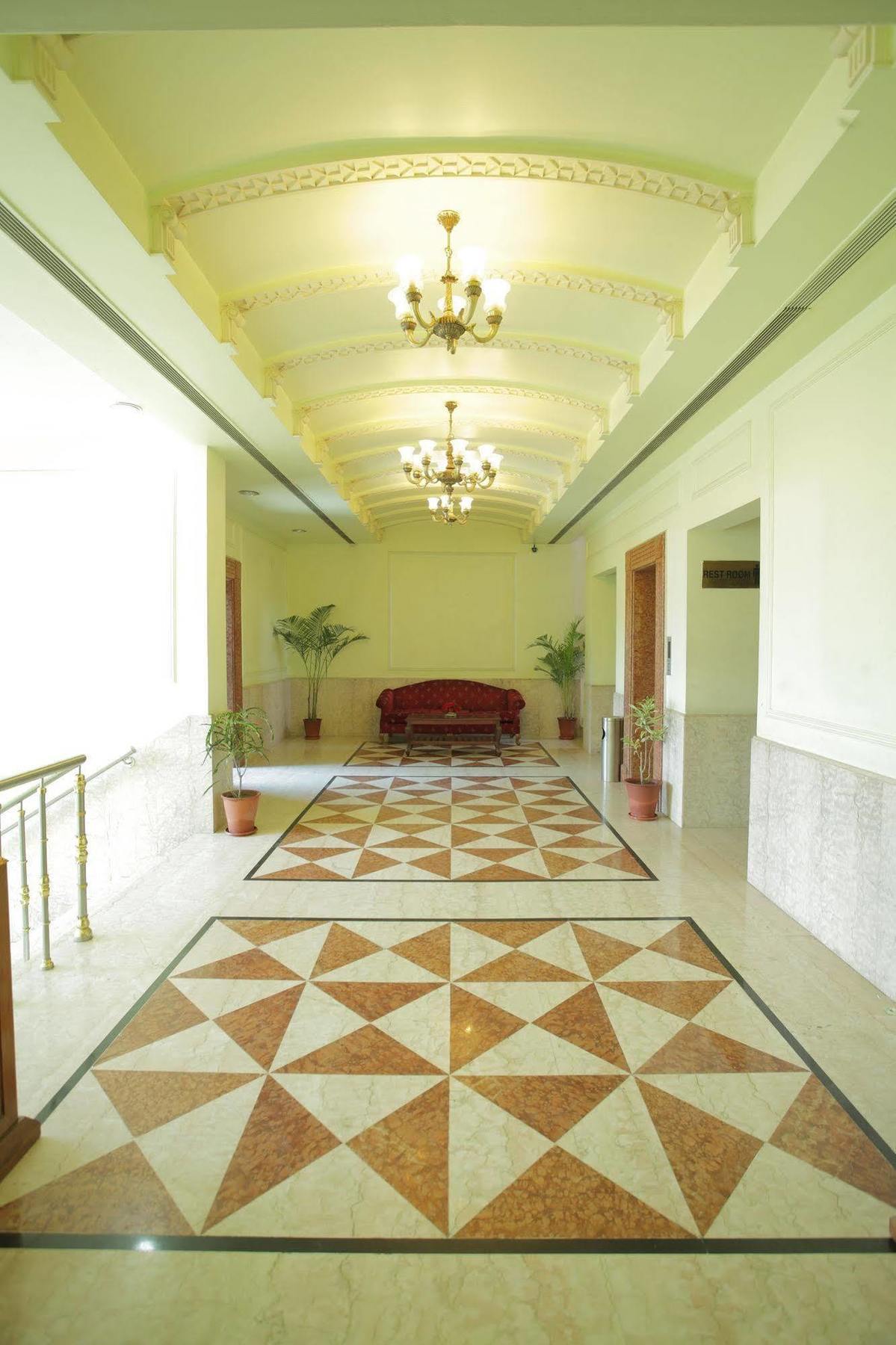 Hotel Om Tower Divisione di Divisione di Jaipur Esterno foto